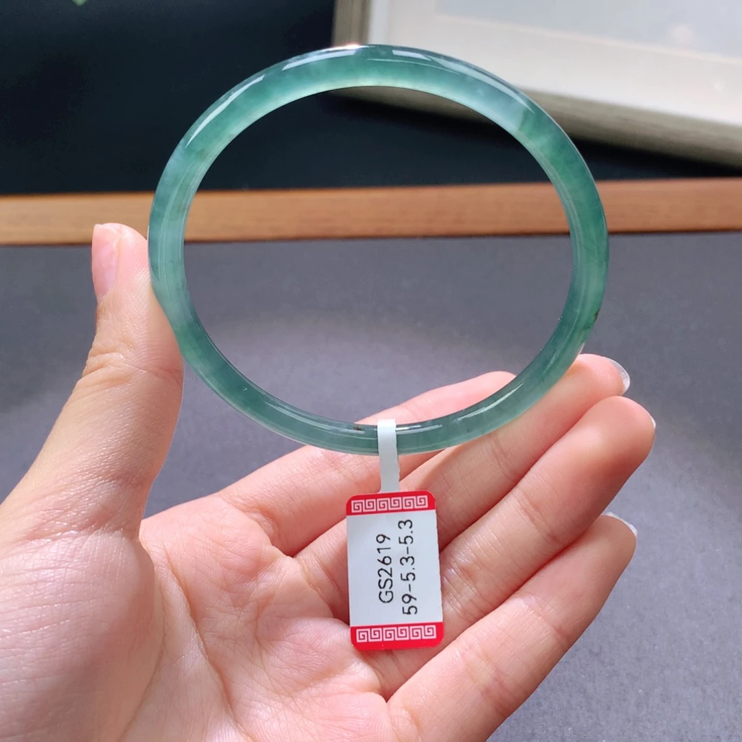 翡翠手镯未镶嵌天然翡翠手镯叮当镯