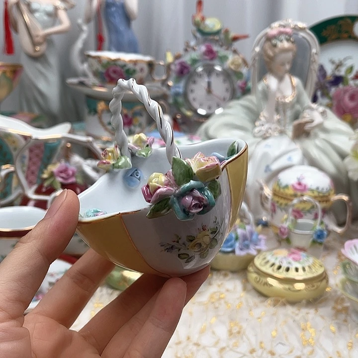 杯碟陶瓷摆件陶瓷