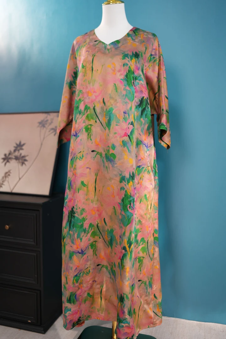 P166.女士v领袍子