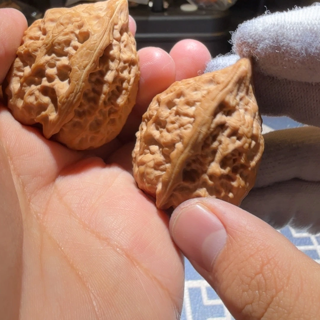 文玩核桃把件沈阳鸡心