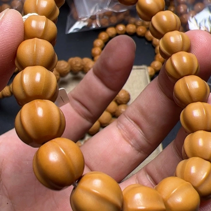 猴头核桃手串啦啦