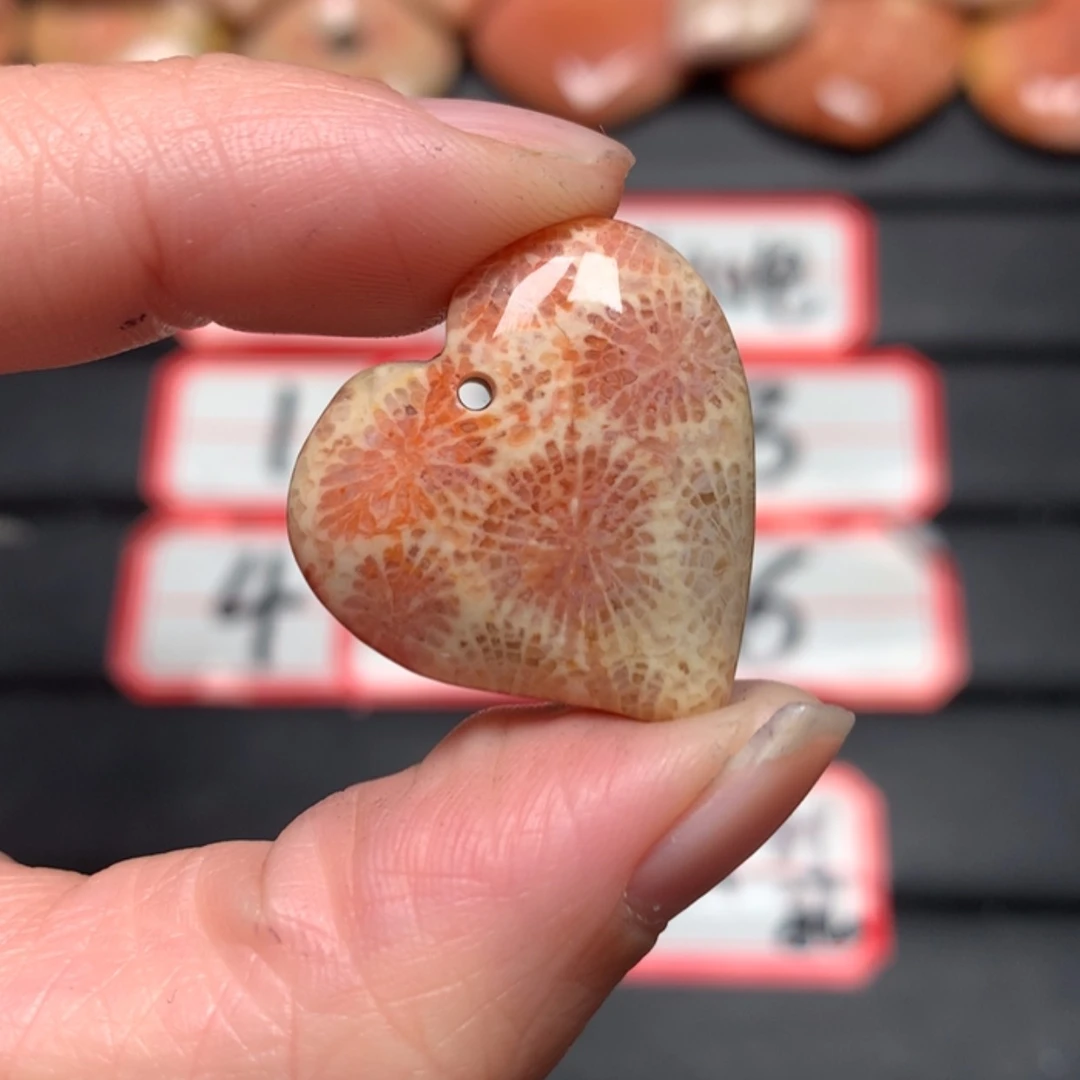 【闪购商品】硅化玉颈饰未镶嵌阳*