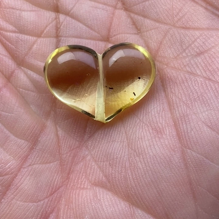 蜜蜡未镶嵌裸石微瑕卡21➕