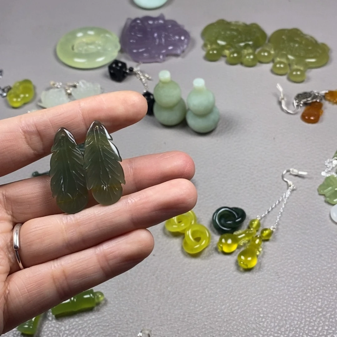 蛇纹石玉未镶嵌挂件耳饰耳环项链