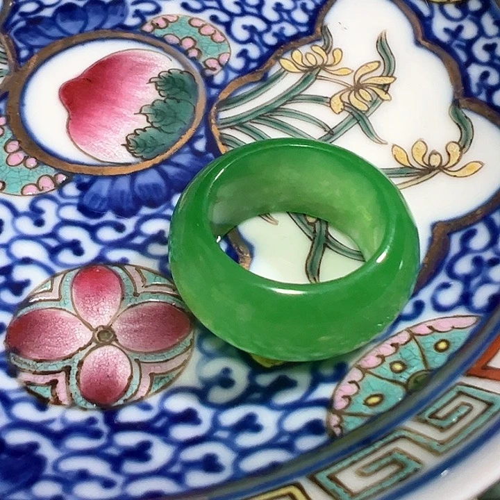 翡翠戒指未镶嵌小精品戒指，美丽漂亮