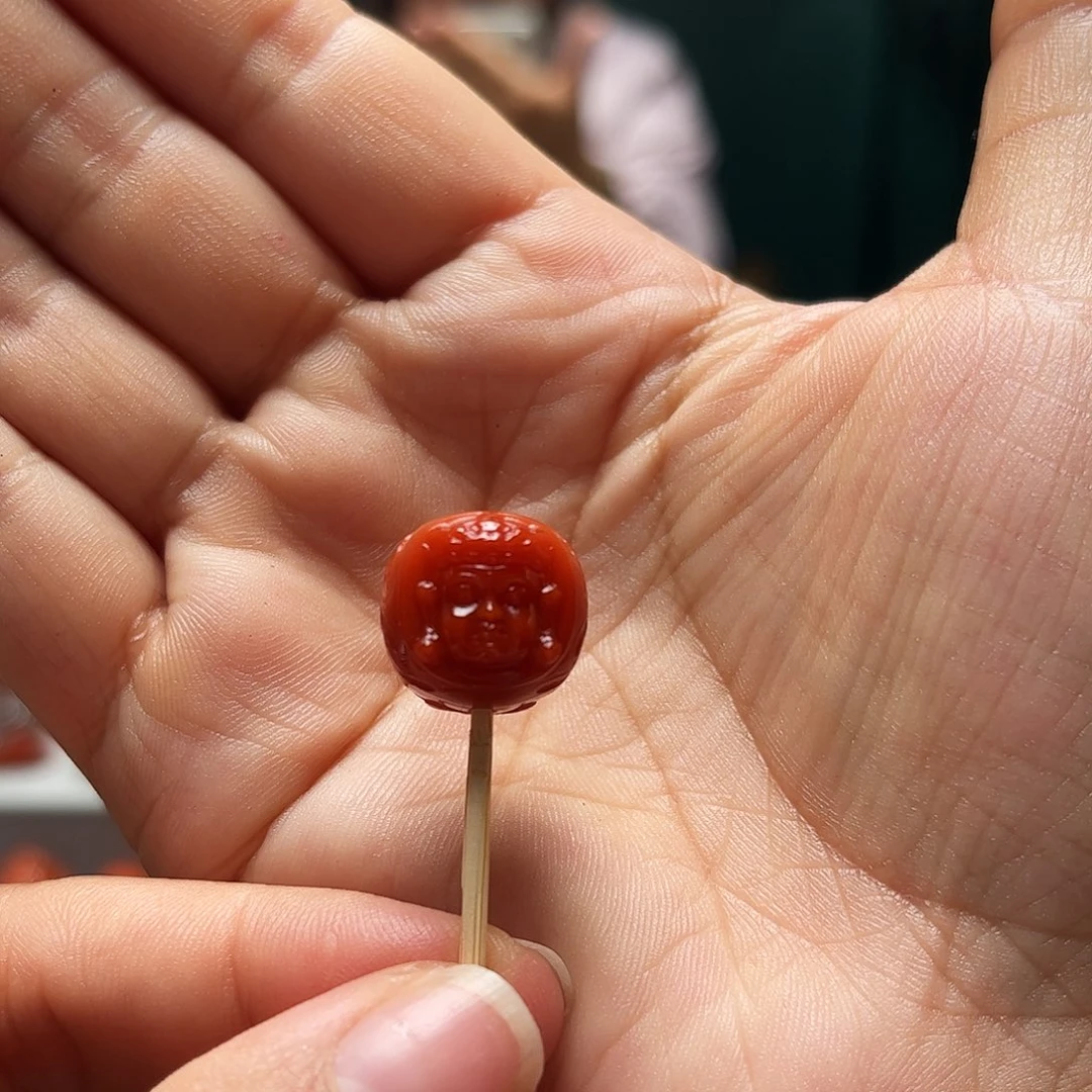 南红玛瑙未镶嵌珠宝奇石