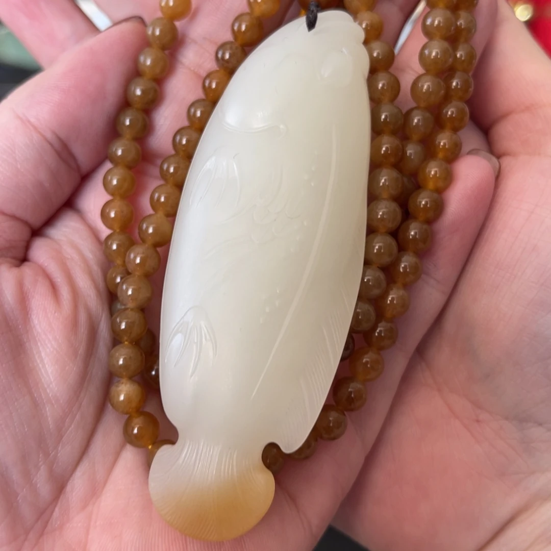 和田玉（糖玉）挂件未镶嵌大*金山糖白龙鱼把件配链1