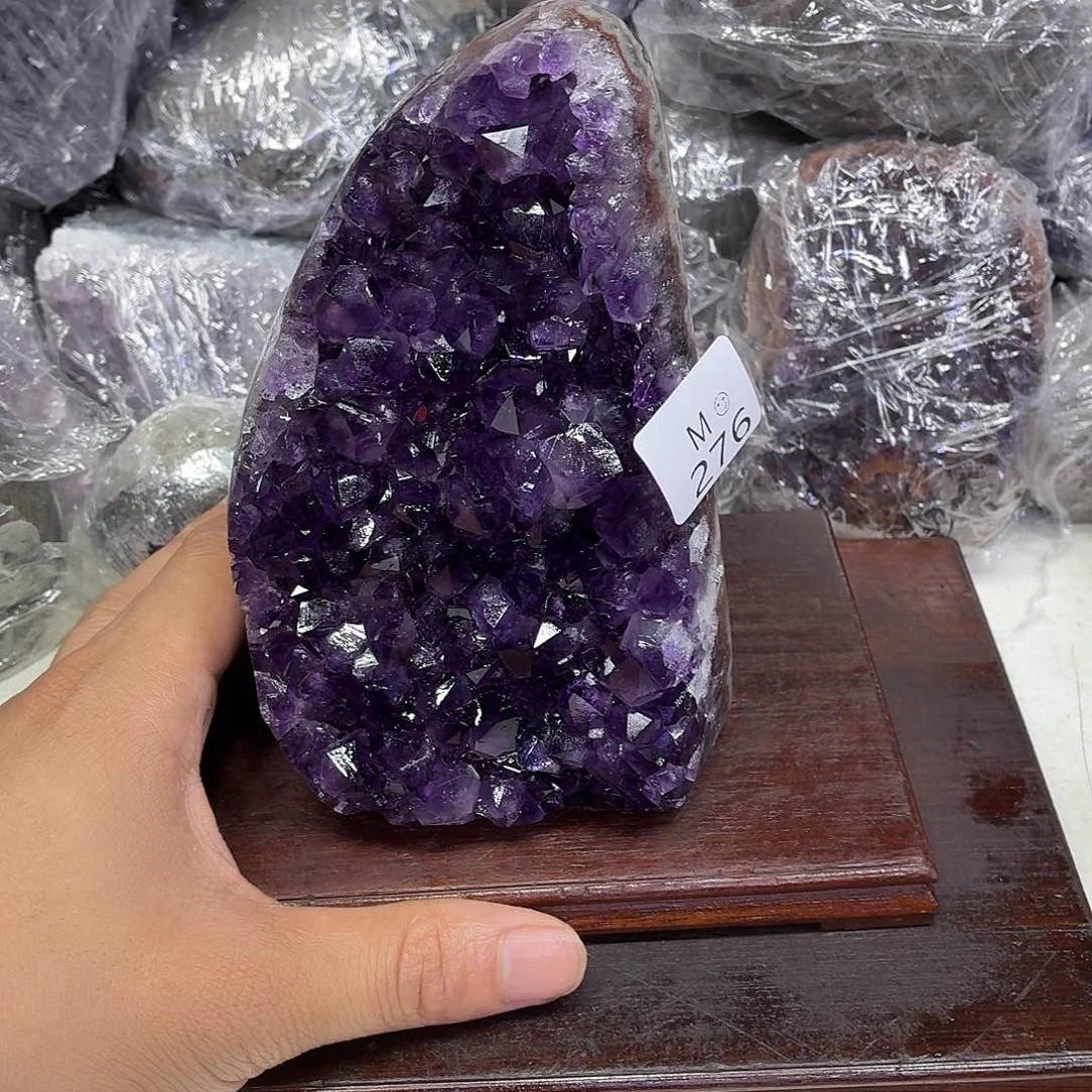 未镶嵌水晶大型摆件（非配饰）