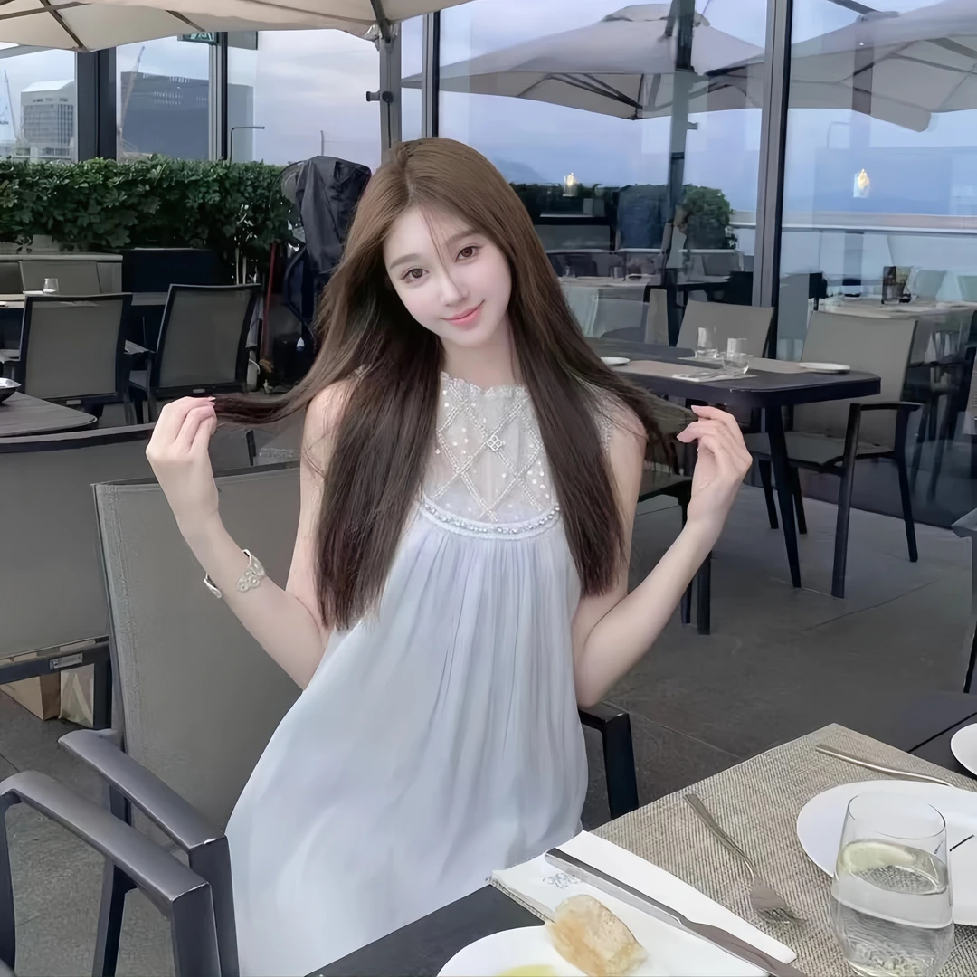 2025夏季新款重工气质法式无袖香风名媛宽松珍珠轻奢连衣裙