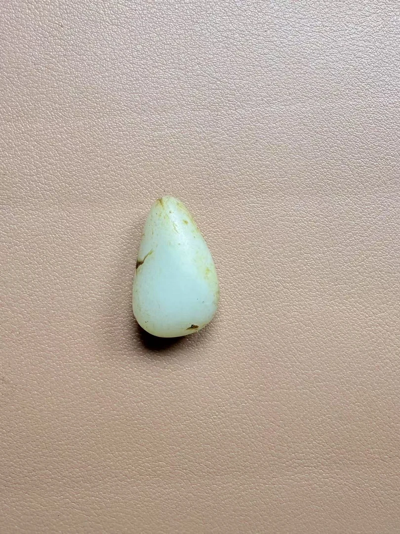 和田玉原石无修小吊坠N1