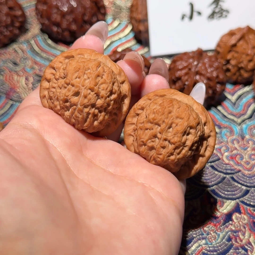 把件核桃777号40血麒麟文玩核桃