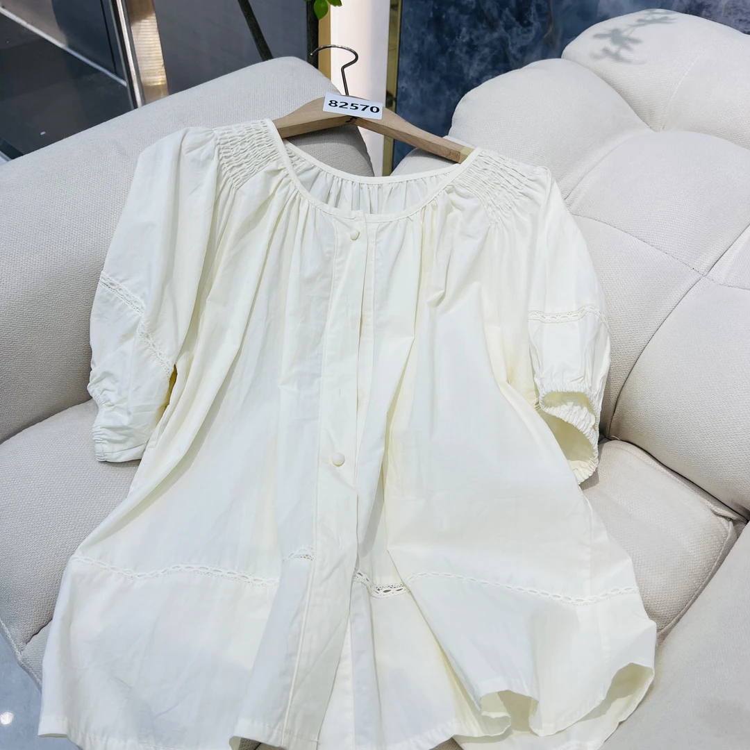 82570杏#AKY韩系甜美泡泡袖单排扣