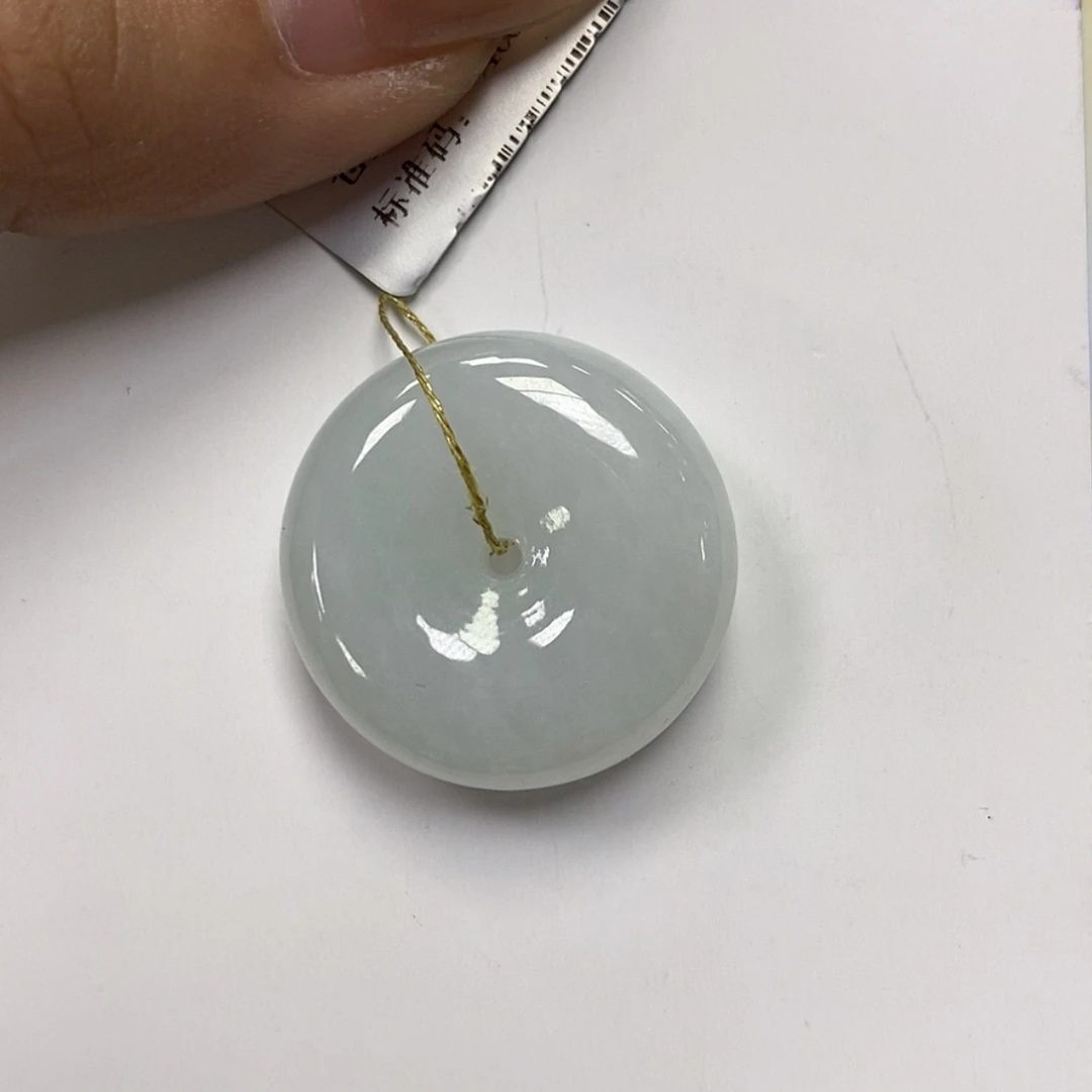 【闪购商品】颈饰未镶嵌翡翠喂**?平安扣