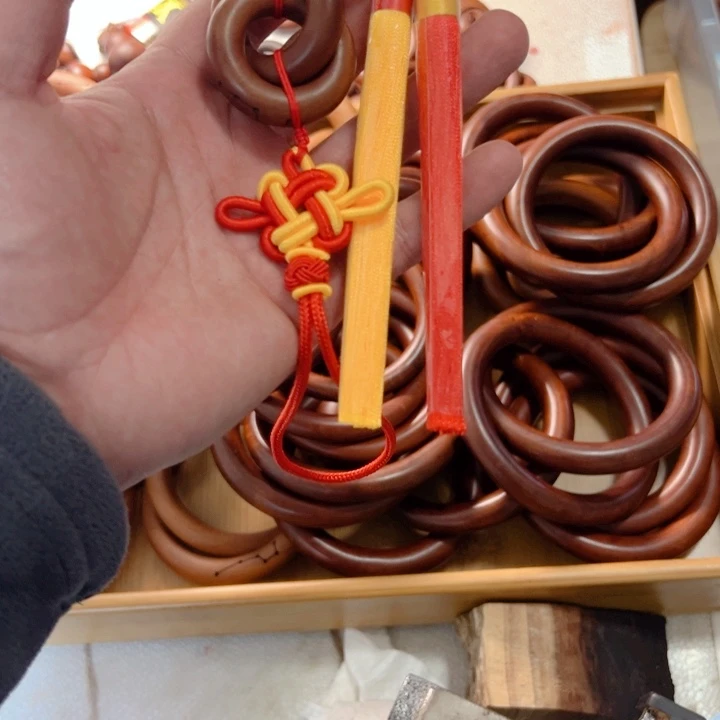 大***鹏枣木百年老枣木乾坤圈车挂价格108元