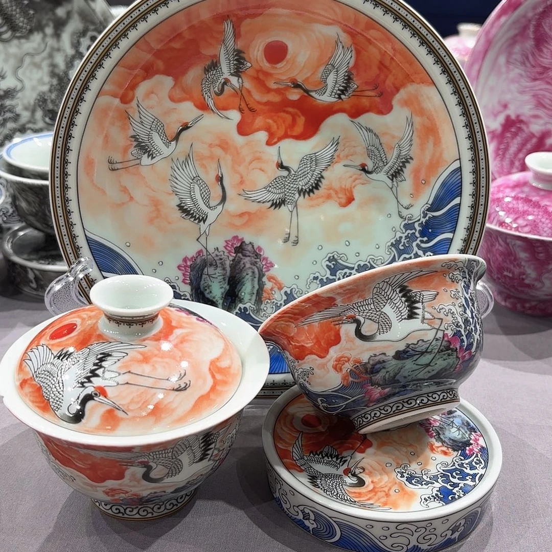 瓷片景德镇瓷器精品陈列