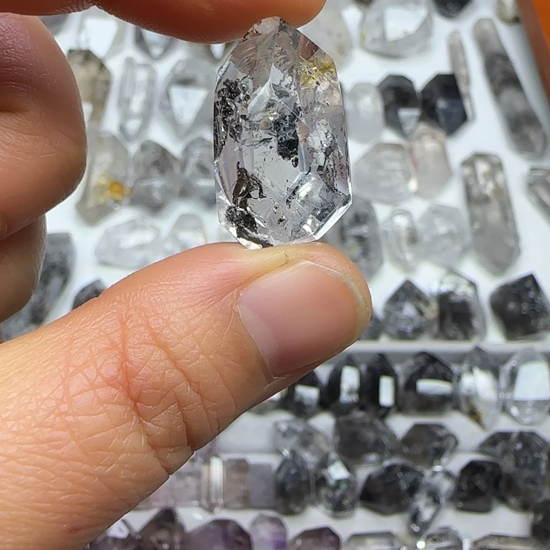 水晶未镶嵌珠宝半成品流沙