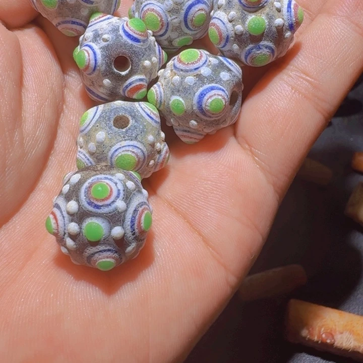 爱***玩和田玉未镶嵌车挂