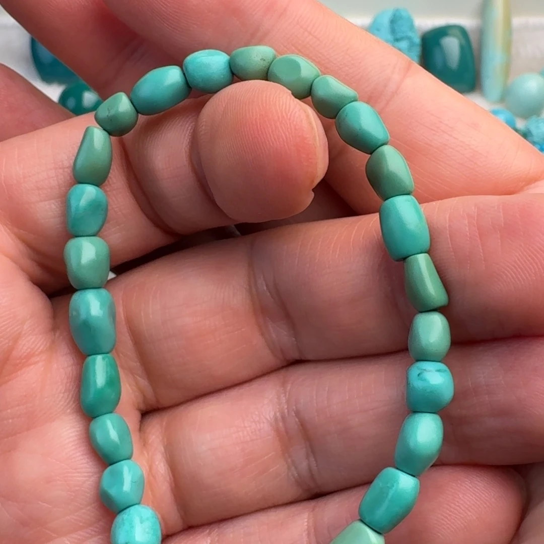 绿松石未镶嵌珠宝奇石