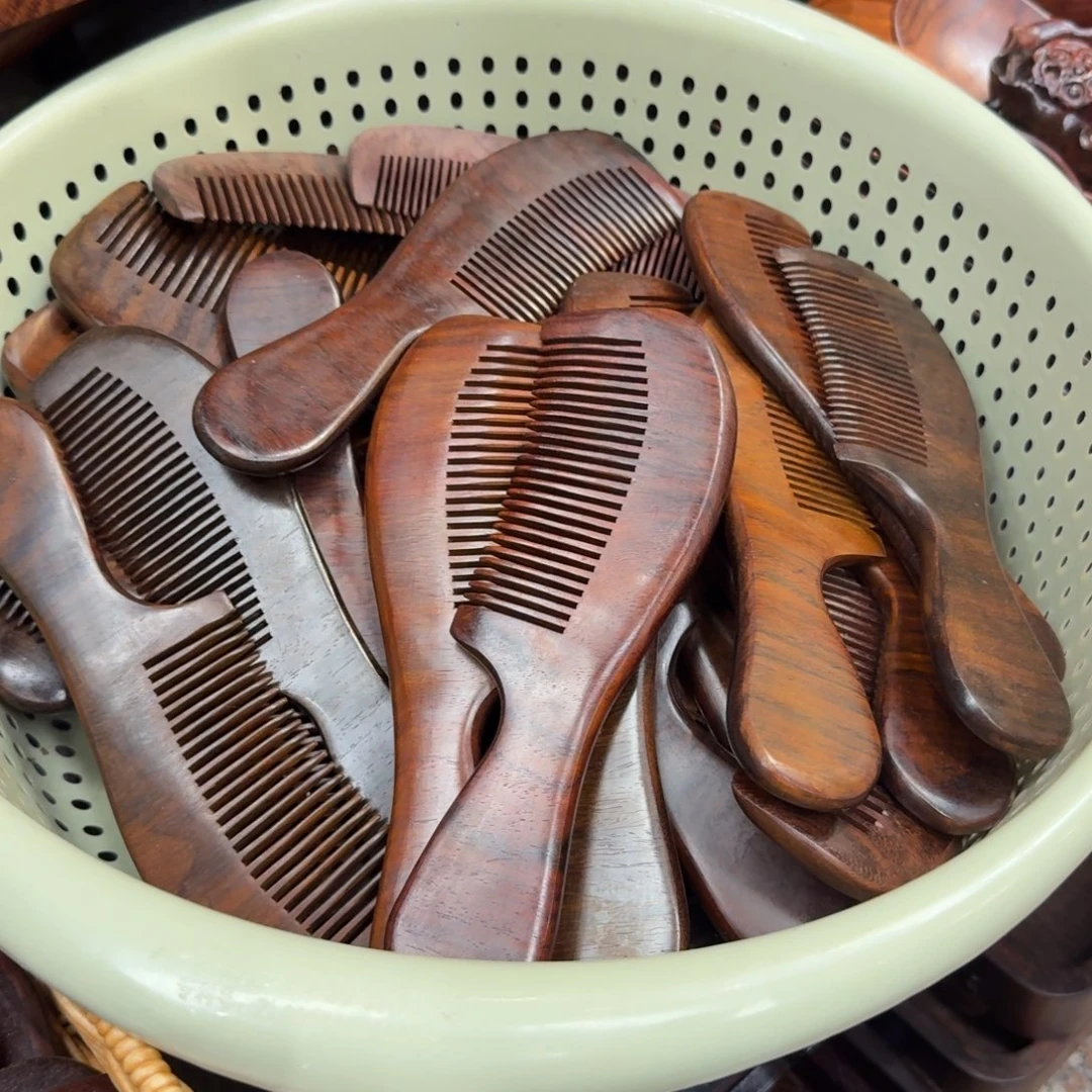 交趾黄檀（大红酸枝）梳子