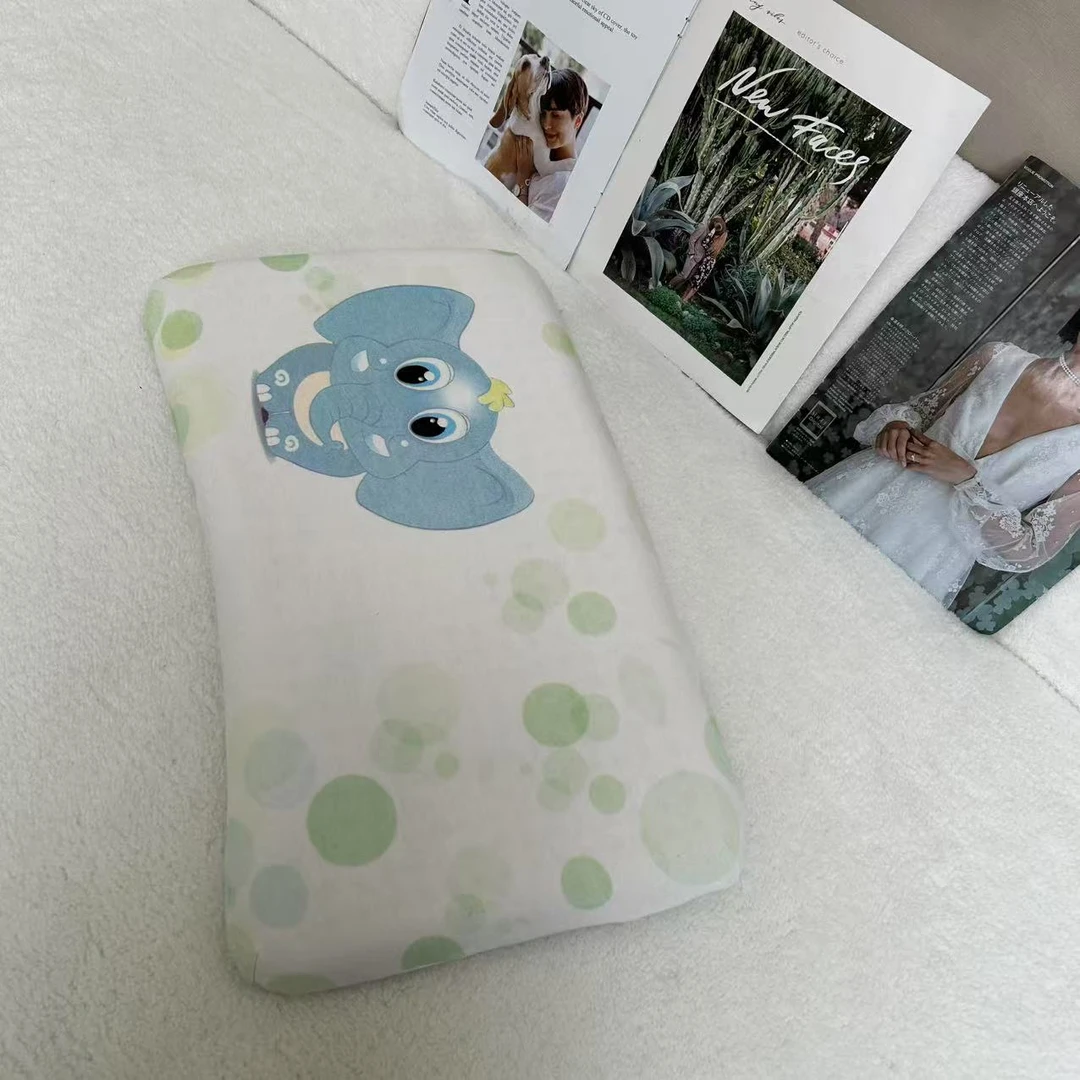 微瑕（花型安排着来）儿童家用舒适柔软乳胶枕头H3297