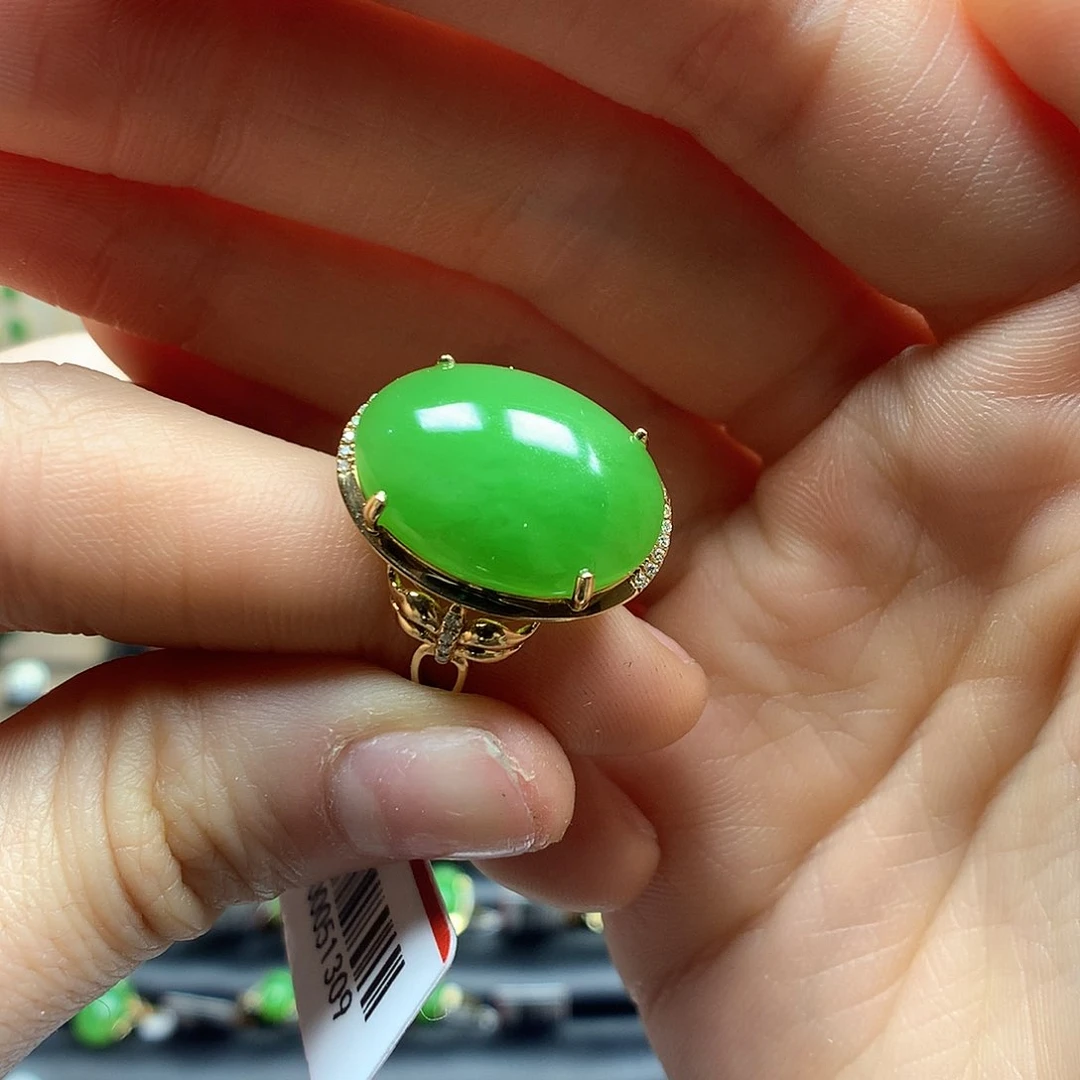 和田玉戒指18K金镶嵌13×18