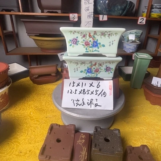 宜兴紫砂手工贴花微瑕