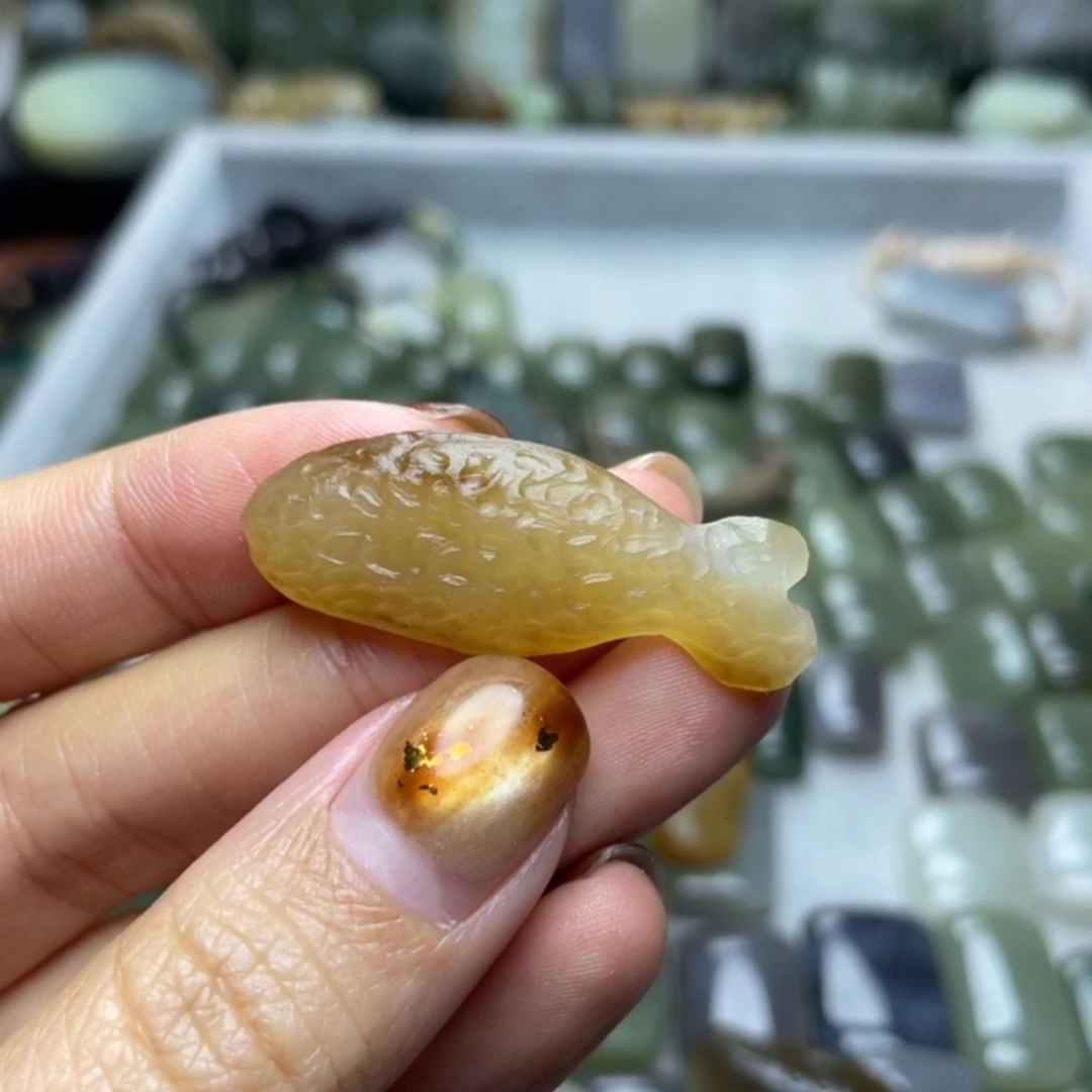 【闪购商品】颈饰未镶嵌和田玉