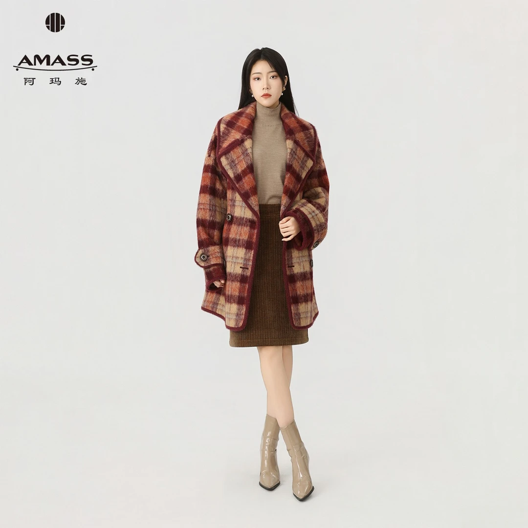 AMASS/阿玛施秋冬琥珀流光毛绒质感格纹廓形中长羊毛外套5400842
