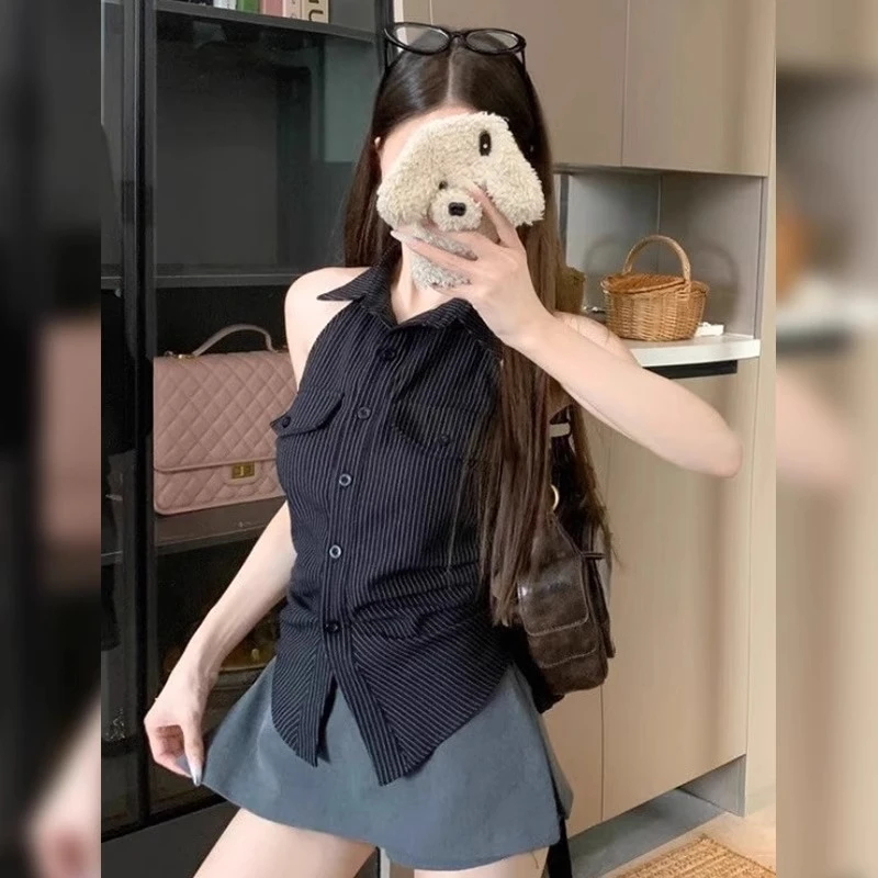 韩版黑色条纹后背露腰Polo领无袖衬衫女夏季2025新款绝美纯欲上衣