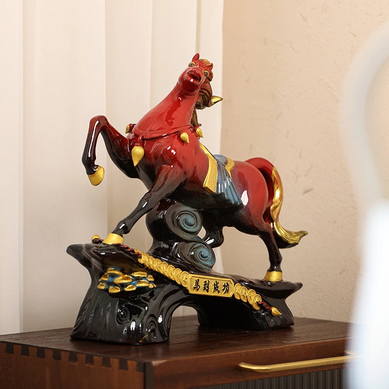 马摆件红色陶瓷马到成功生肖马客厅酒柜办公室桌面工艺品开业礼品