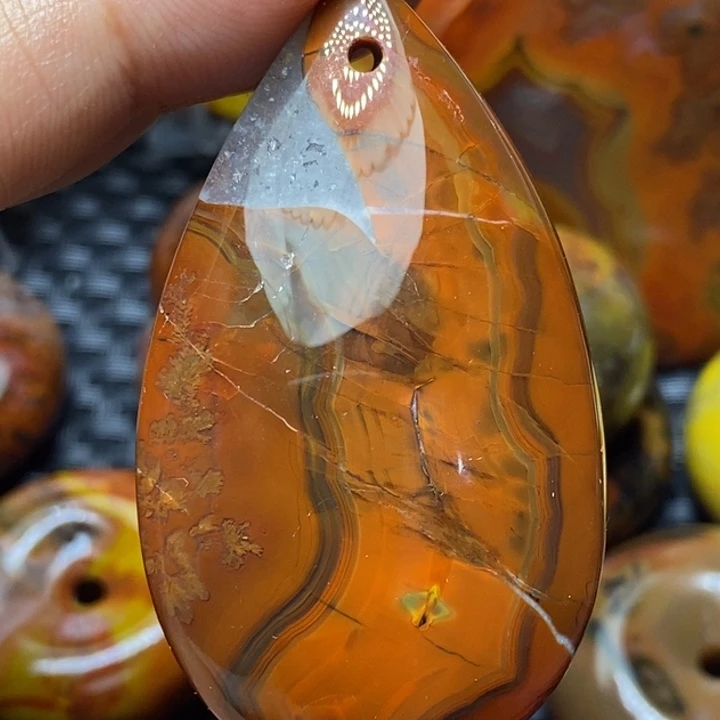 玛瑙/玉髓颈饰未镶嵌