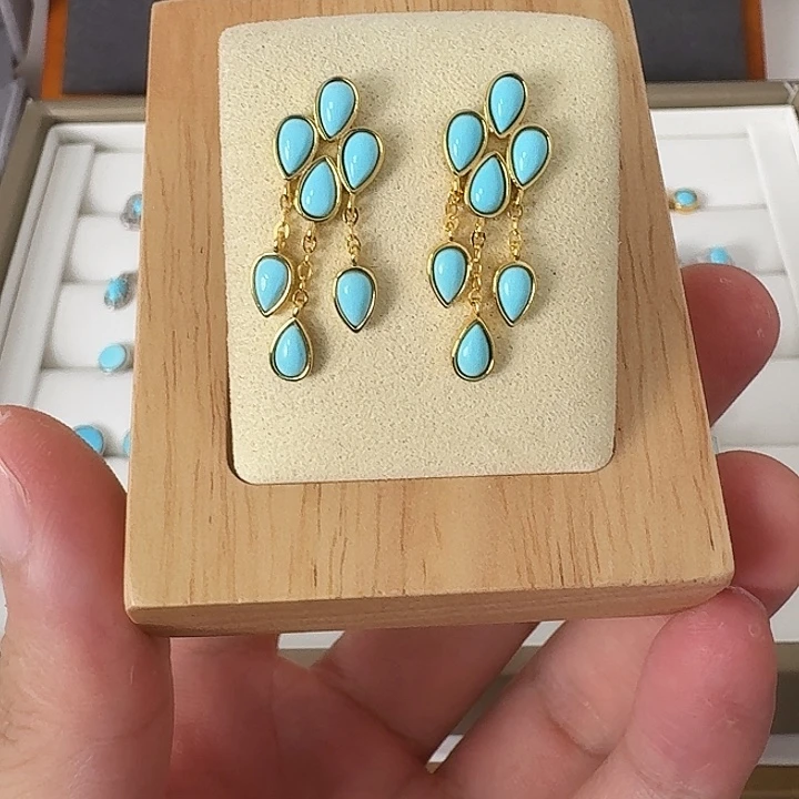 ****绿松石银S925镶嵌耳钉