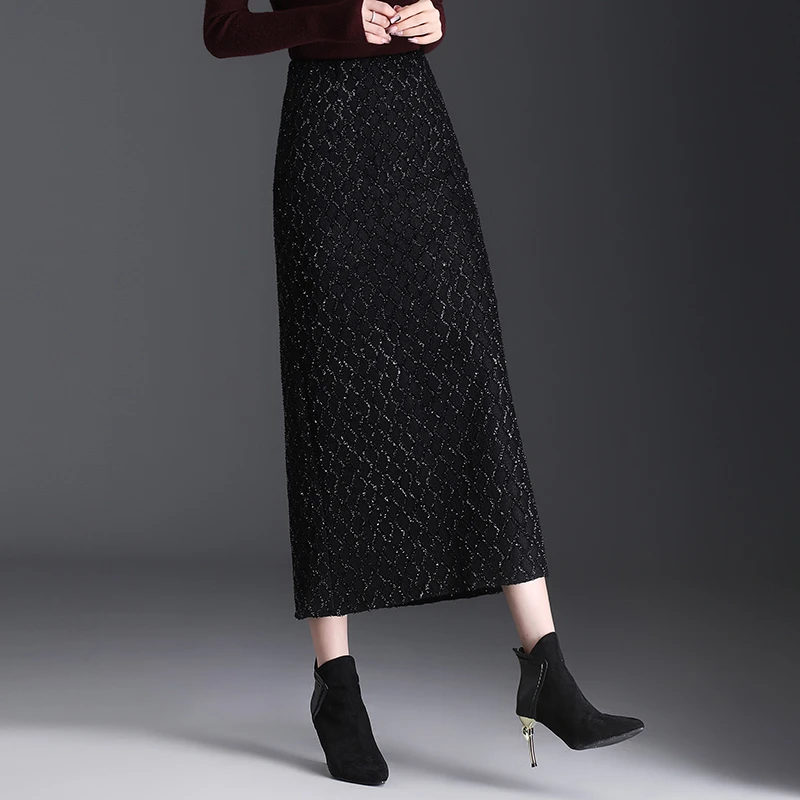 垂坠感好的半身裙2025春季新款亮丝包臀裙中长款漂亮独特直筒裙女