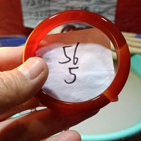 玛瑙/玉髓手镯未镶嵌