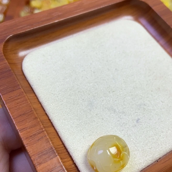 琥珀未镶嵌珠宝奇石富甲