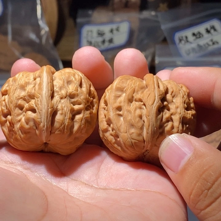 文玩核桃吊坠40全品元宝
