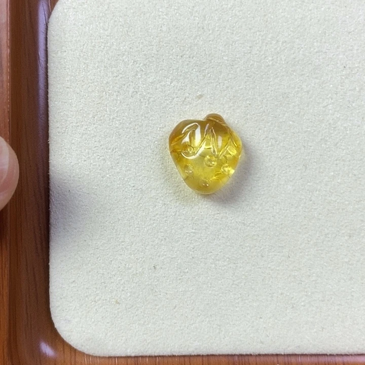 橄榄核吊坠草莓12