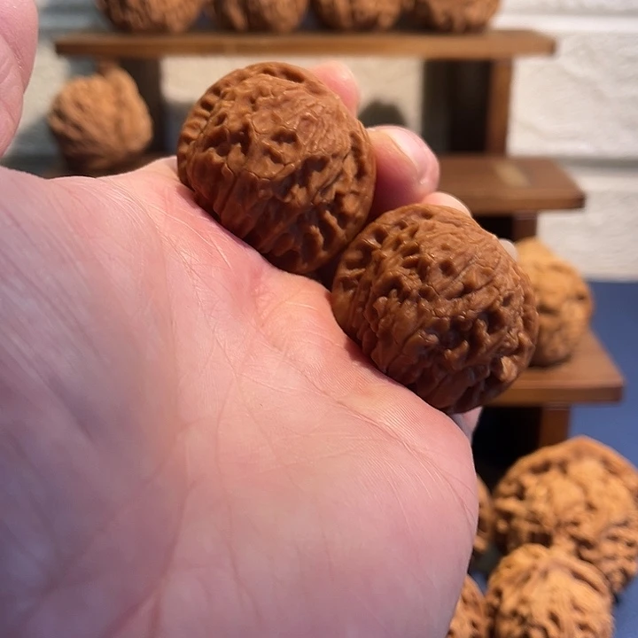 文玩核桃吊坠磨盘