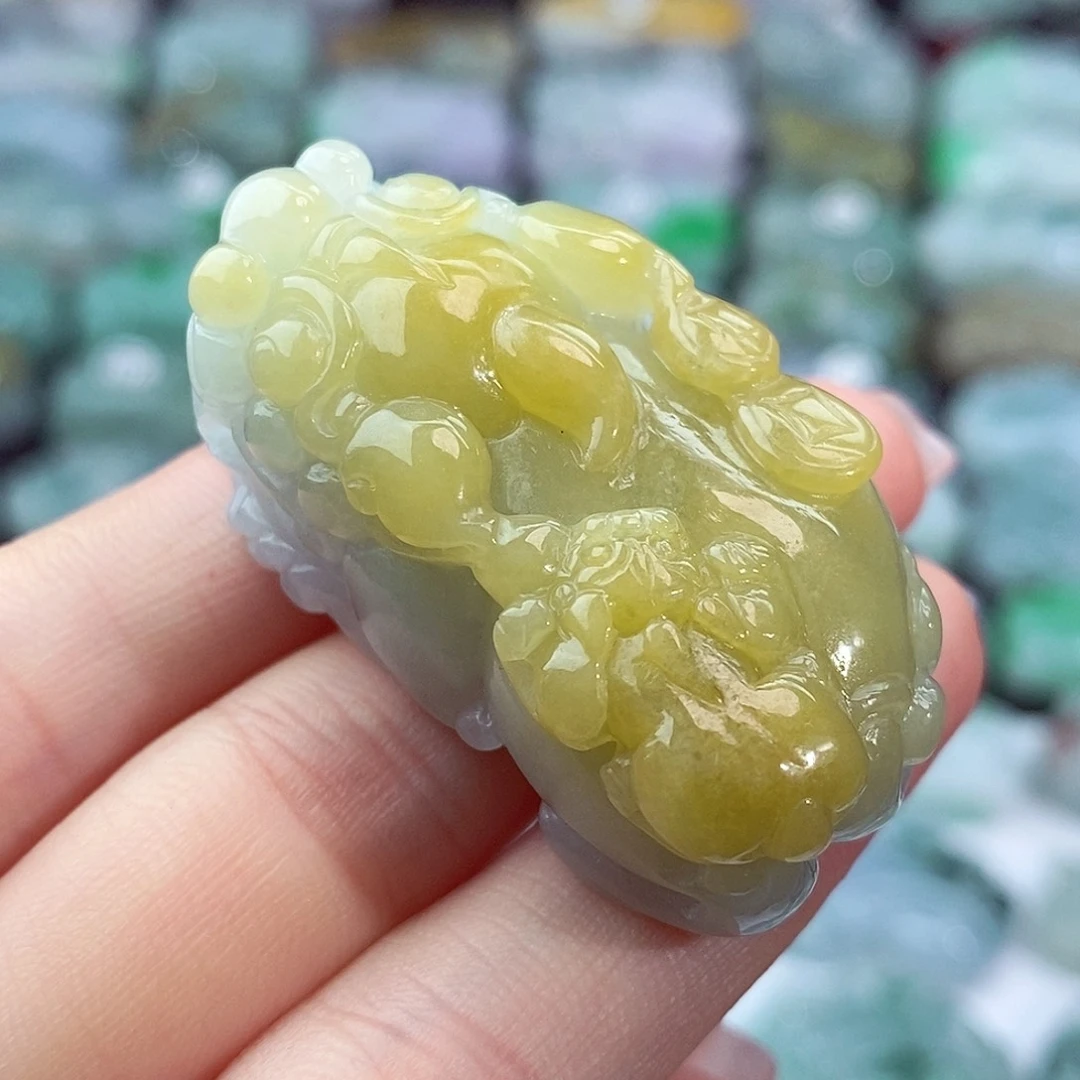 颈饰未镶嵌翡翠天然