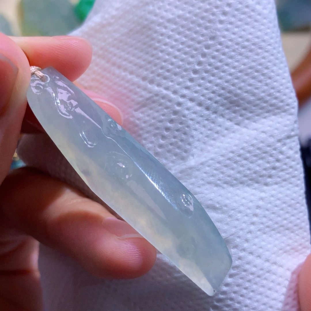 【闪购商品】翡翠未镶嵌颈饰