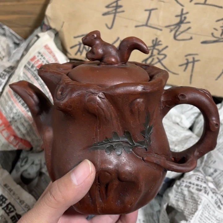 紫砂茶壶老厂紫砂壶一件。