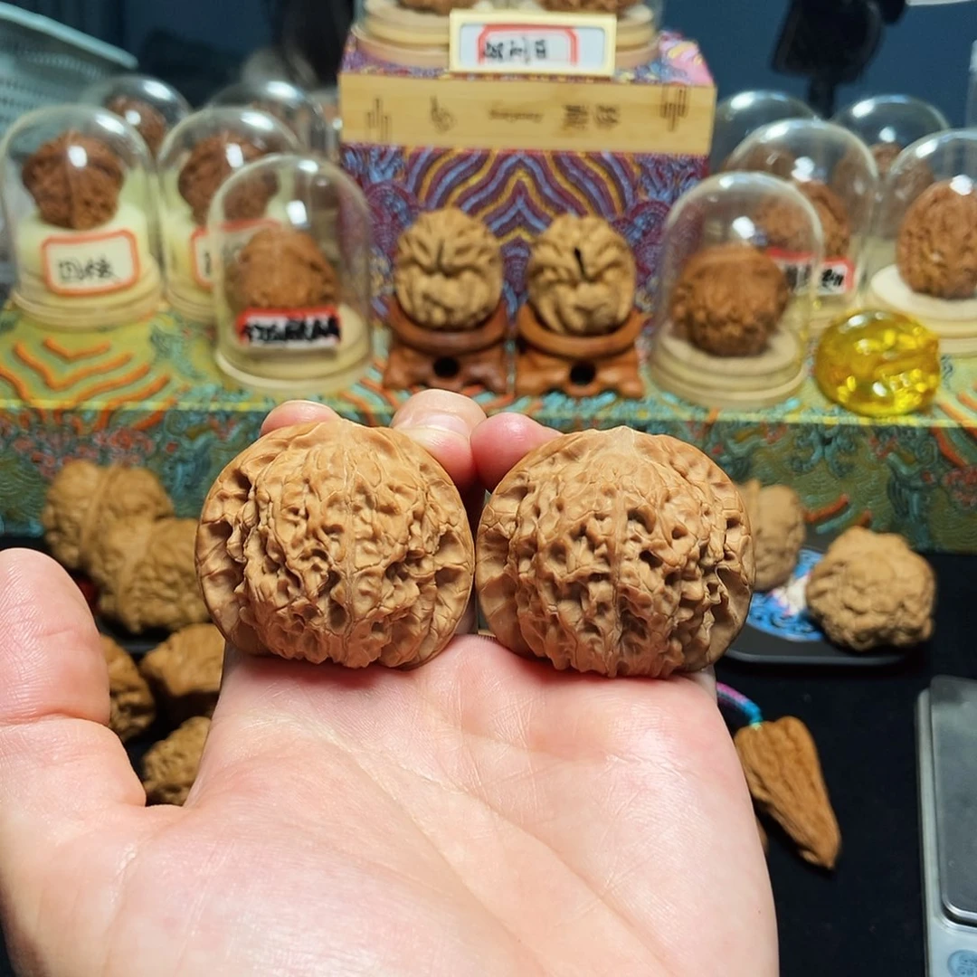 A***J吊坠文玩核桃43全品血麒麟