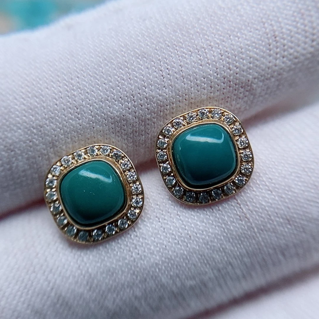 绿松石耳钉18K金镶嵌