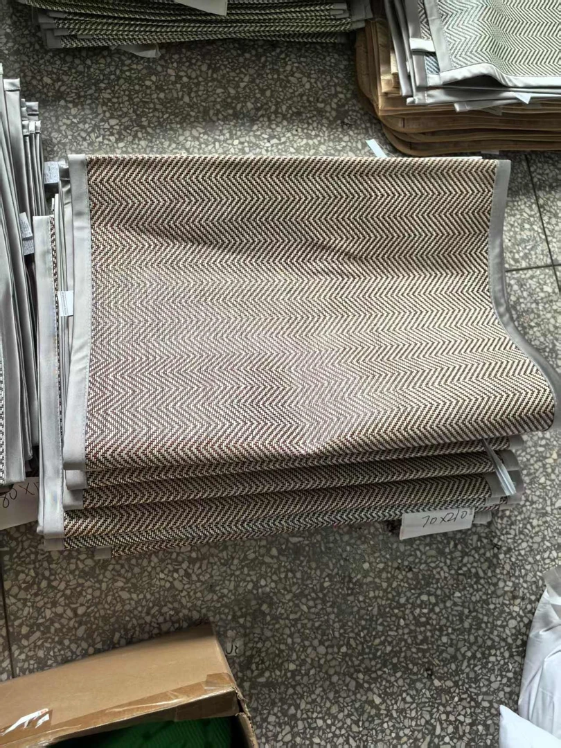 《兵哥外贸》3楼70×210杂款编织沙发垫 发1张 不挑色
