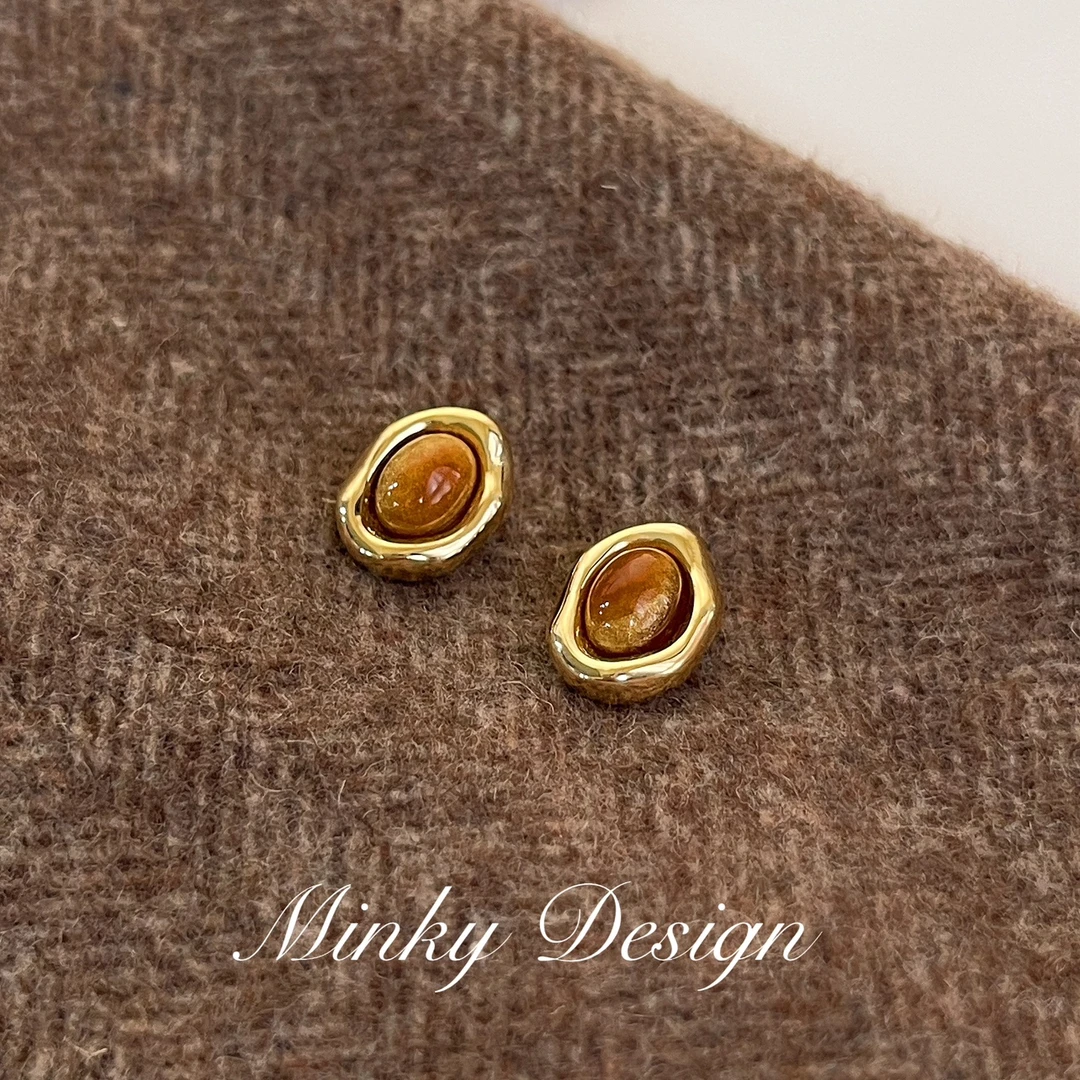 铜合金合成锆石耳饰 「神秘果」复古虎眼石耳夹小众轻奢高级感耳钉
