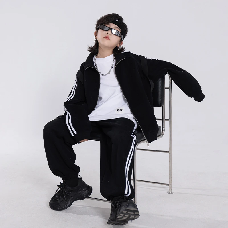 男童烫钻休闲套装2025年秋新款中大男童洋气韩版百搭洋气潮童套装