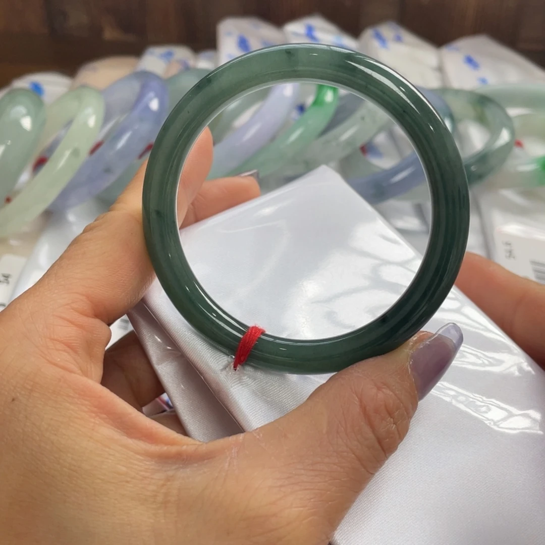 无***风翡翠未镶嵌手镯翡翠