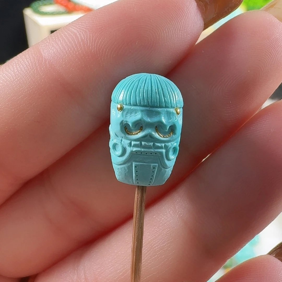 绿松石未镶嵌颈饰