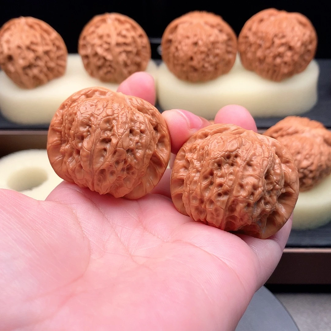 吊坠文玩核桃11号血麒麟40