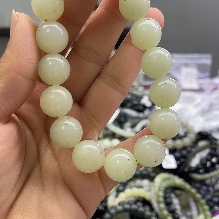 和田玉未镶嵌手串